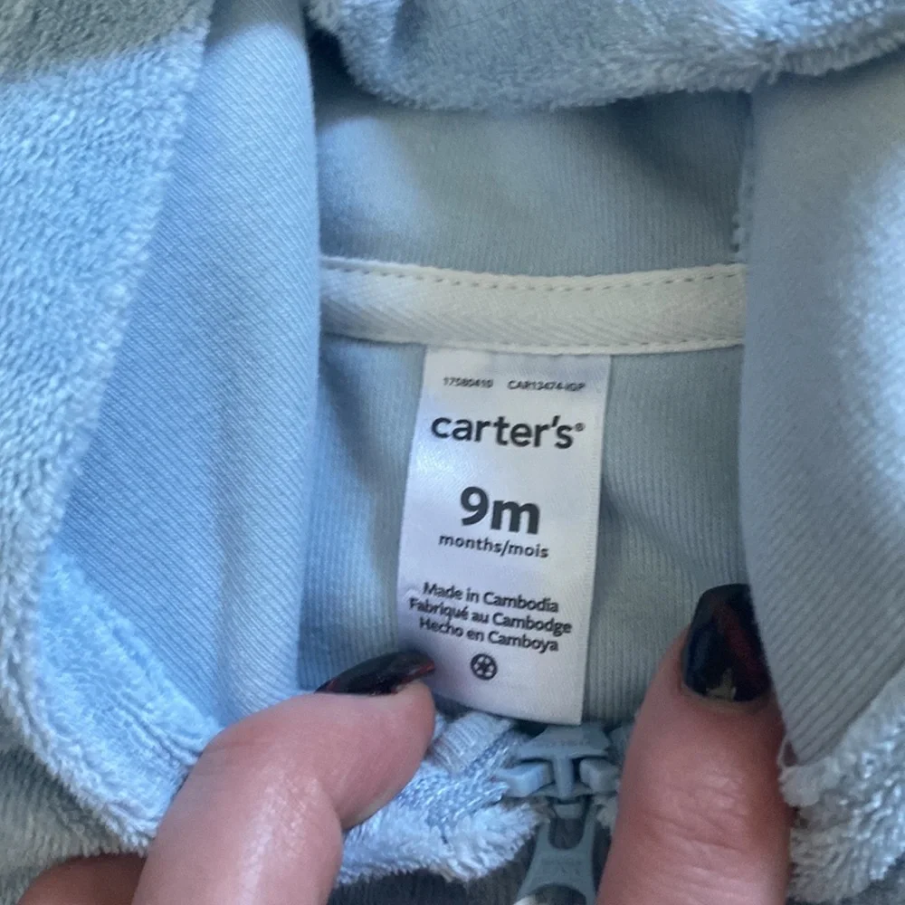 Carter’s 6-9 month bear outfit